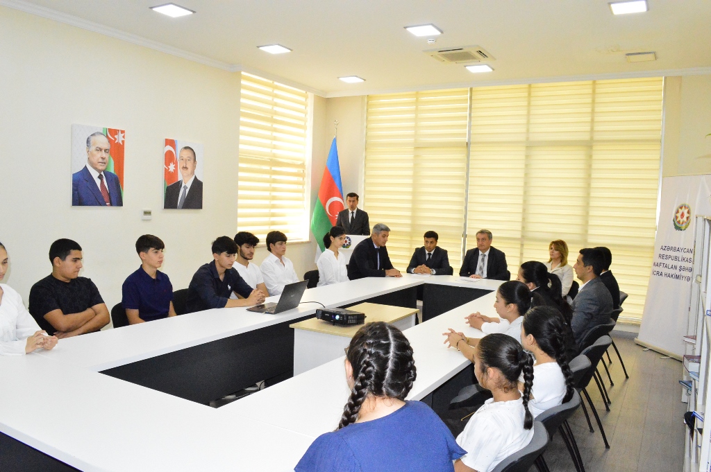 ADSC_0098.JPG