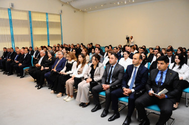 Şəhər ictimaiyyəti ilə görüş keçirilib