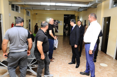 The head of Executive Power with tourists – in ”Sehrli Naftalan"