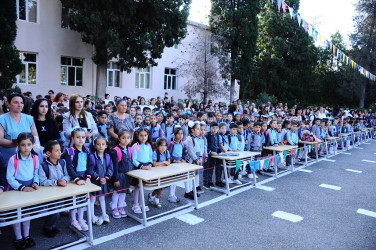 Naftalan məktəblərində “Bilik Günü” qeyd edilib