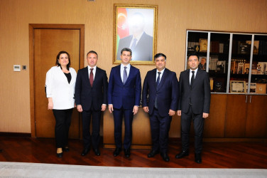 İşəgötürənlərlə növbəti görüş keçirilib