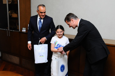 Şəhid və qazi övladları ilə görüş keçirilib