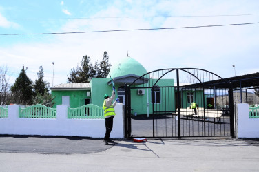 Проведено благоустройство вокруг городской мечети Джума