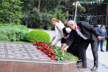 Ulu Öndər Heydər Əliyevin anadan olmasının 100 illik yubileyi münasibətilə konfrans keçirilib