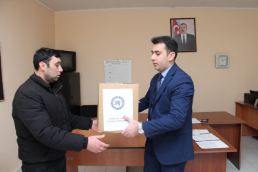 Gifts were distributed to families on the occasion of the holiday in Naftalan