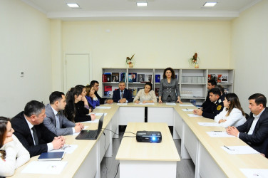 "Qadınlara qarşı zorakılıqla mübarizə" mövzusunda tədbir keçirilib