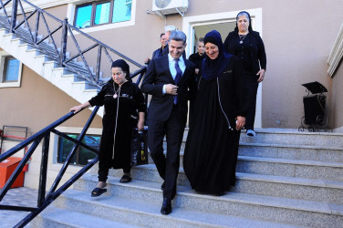 Families of martyrs receive treatment in Naftalan