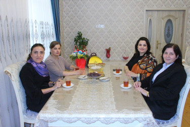 Şəhid ailələri 8 Mart münasibətilə ziyarət olunub