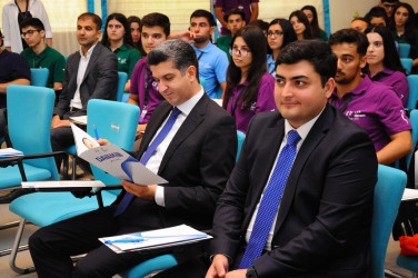 “Gənc Liderlər üçün Yay Universiteti” layihəsinə start verilib