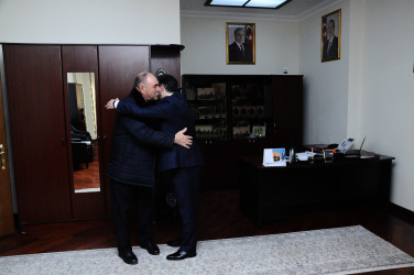 The head of Executive Power met with the father of National Hero Samid Imanov