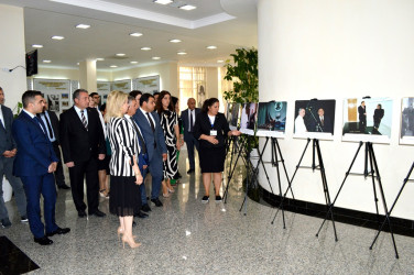 Организован круглый стол на тему "Гейдар Алиев и азербайджанский язык"