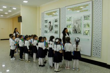 An excursion of schoolchildren was organized to the Heydar Aliyev Center