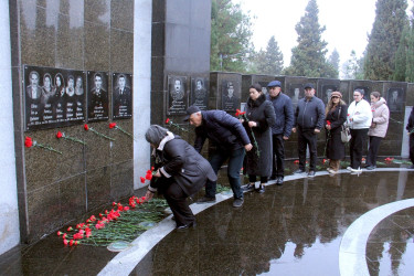 Xocalı soyqırımı qurbanlarının xatirəsi ehtiramla anıldı