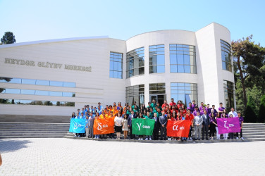 “Gənc Liderlər üçün Yay Universiteti” layihəsinə start verilib