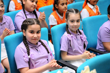 “Hər Uşaq Bir Çiçəkdir!” adlı bayram tədbiri keçirilib