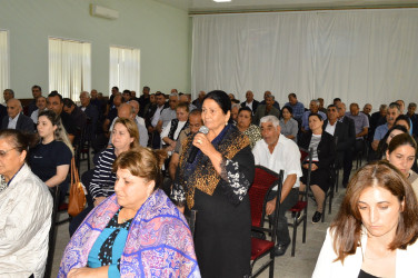 Naftalan Şəhər İcra Hakimiyyətinin başçısı kənd sakinləri ilə görüşüb