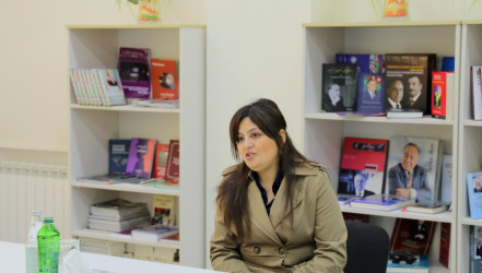 AAYDA-nın İdarə heyətinin sədri Naftalanda vətəndaşları qəbul edib