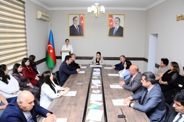 “Ailə milli-mənəvi dəyərlərin daşıyıcısıdır” mövzusunda tədbir keçirilib