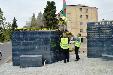 Memorial Kompleksdə və Şəhid məzarlarının ətrafında təmir-bərpa və təmizlik işləri aparılıb