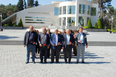Naftalanda Ulu Öndərin xatirəsi ehtiramla anılır