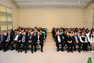 Şəhər ictimaiyyəti ilə görüş keçirilib