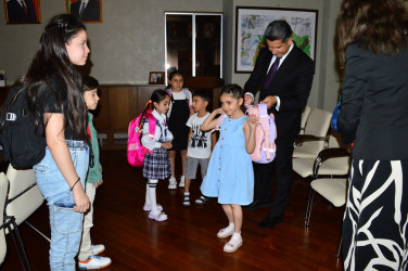 School supplies were given to the children of martyrs and veterans