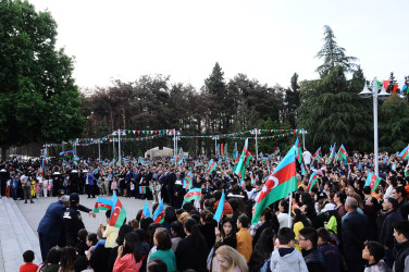 Ulu Öndər Heydər Əliyevin anadan olmasının 100 illik yubileyi Naftalanda coşqu və təntənə ilə qeyd edilib