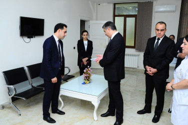 The Head of Executive Power met with tourists at the "Kəpəz" Health Center
