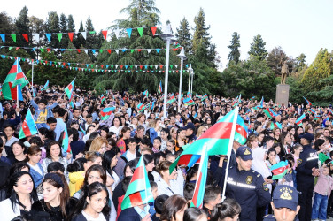 Ulu Öndər Heydər Əliyevin anadan olmasının 100 illik yubileyi Naftalanda coşqu və təntənə ilə qeyd edilib