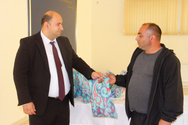 Qurban bayramı münasibəti ilə bayram sovqatı paylanılıb
