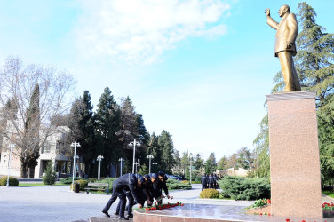 December 12-Memorial Day of national leader Heydar Aliyev