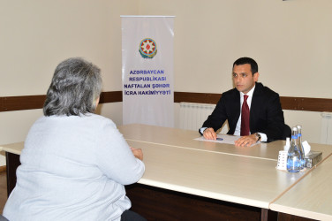 Şəhər İcra Hakimiyyətinin başçısı şəhid anası ilə görüşüb