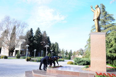 December 12-Memorial Day of national leader Heydar Aliyev