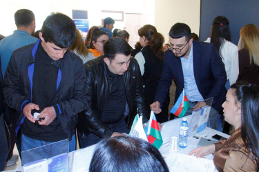 Naftalanda əmək yarmarkası keçirilib