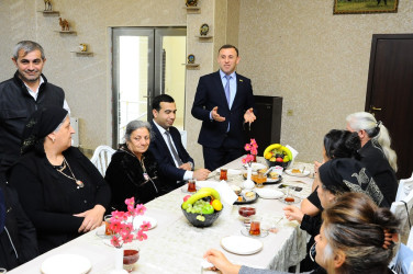 Families of martyrs receive treatment in Naftalan