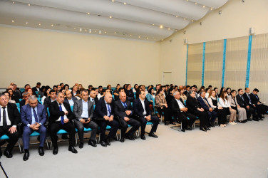 Şəhər ictimaiyyəti ilə görüş keçirilib