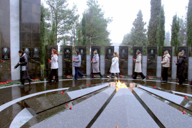 Xocalı soyqırımı qurbanlarının xatirəsi ehtiramla anıldı