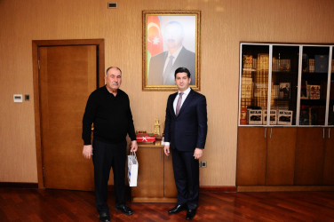 The head of Executive Power met with the father of National Hero Samid Imanov