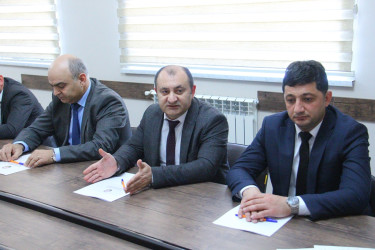 İctimai Şura üzvləri növbəti görüş keçirib