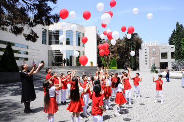 “Uşaqlar bizim gələcəyimizdir”