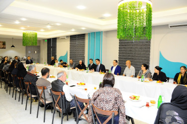 Yevlaxlı Şəhid ailələri Naftalanda istirahət edir