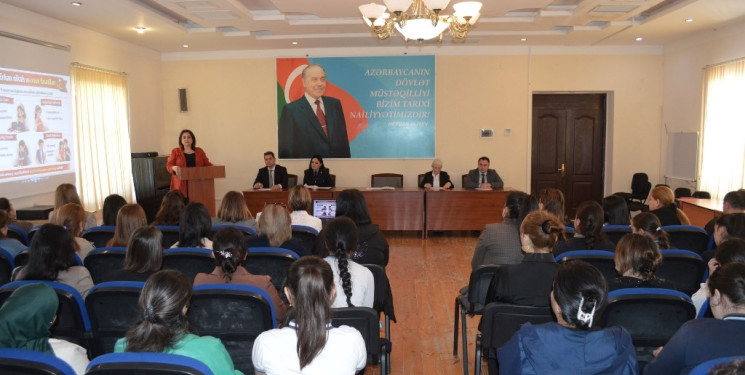 “Erkən nikah və onun fəsadları” mövzusunda tədbir keçirilib