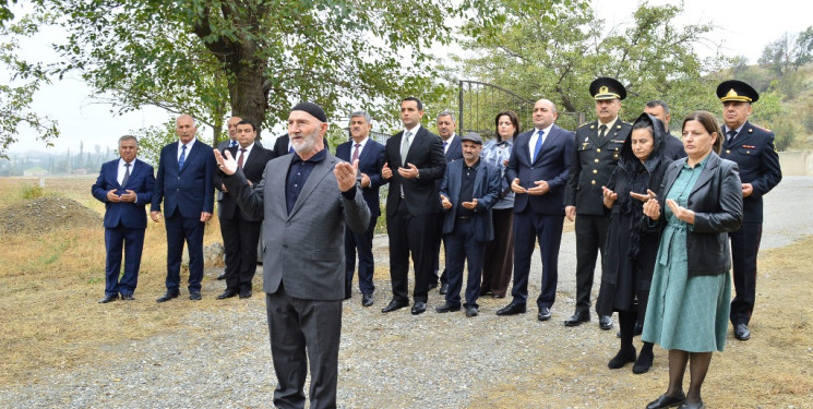 Şəhidlərin əziz xatirəsi ehtiramla yad edilib