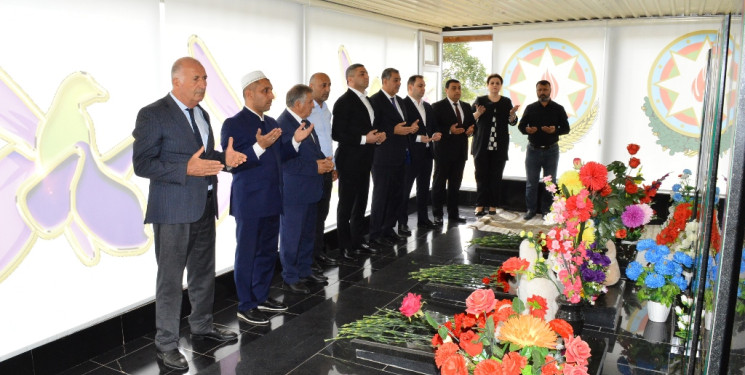 Vətən müharibəsinin ilk mülki şəhidlərinin xatirəsi anılıb