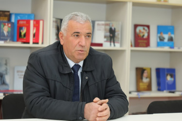 Deputy minister receives citizens in Naftalan