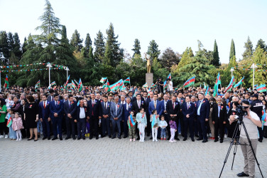 Ulu Öndər Heydər Əliyevin anadan olmasının 100 illik yubileyi Naftalanda coşqu və təntənə ilə qeyd edilib