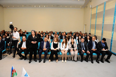 Şəhər ictimaiyyəti ilə görüş keçirilib