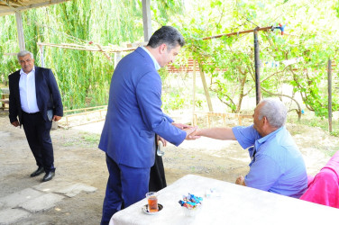 İcra başçısı Qarabağ müharibəsi veteranını ziyarət edib
