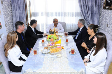 Vətən Müharibəsi Şəhidi Fərid Adıgözəlovun ailəsi ziyarət olunub