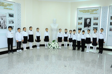 October 18 is the “day of restoration of Independence”